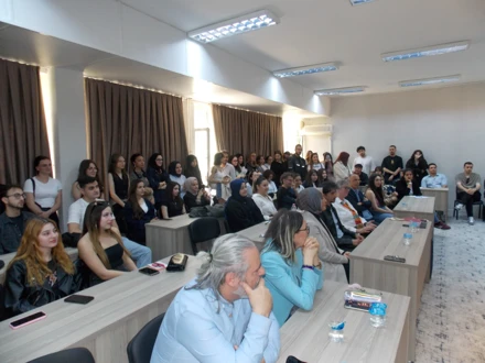 LUCA KIESER - LESUNG